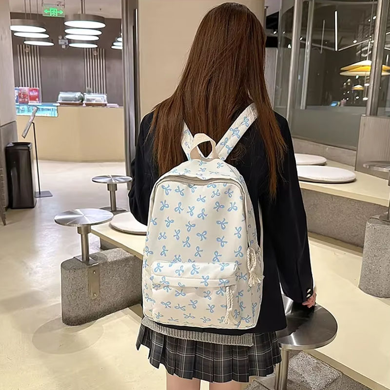 Women Bags For Gift - กระเป๋าเป้สะพายหลังไนลอนลายดอกไม้สำหรับผู้หญิง 6 สี ความจุขนาดใหญ่ น้ำหนักเบา กระเป๋าเดินทางไปโรงเรียน