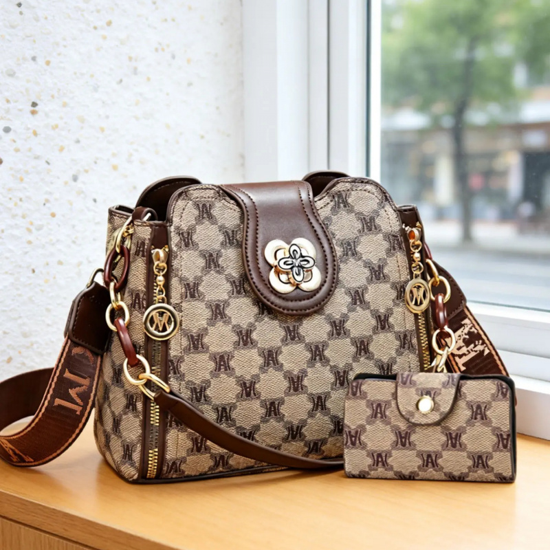 Women Bags Crossbody - กระเป๋าสะพายไหล่พิมพ์ลายตัวอักษรวินเทจ กระเป๋าสะพายข้างทันสมัยและใช้งานได้หลากหลาย เหมาะสำหรับการทำงานและการใช้งานในชีวิตประจำวัน