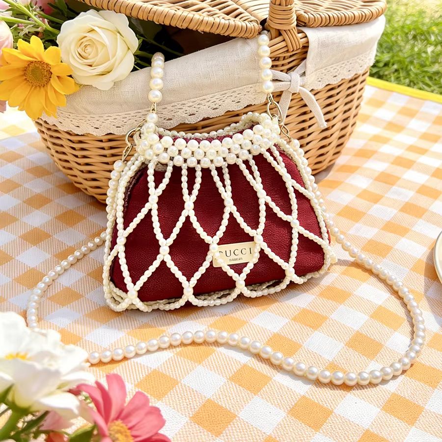 กระเป๋า Gucci รุ่น Red Mini Pe - Women Bags Gucci บทวิจารณ์และราคา