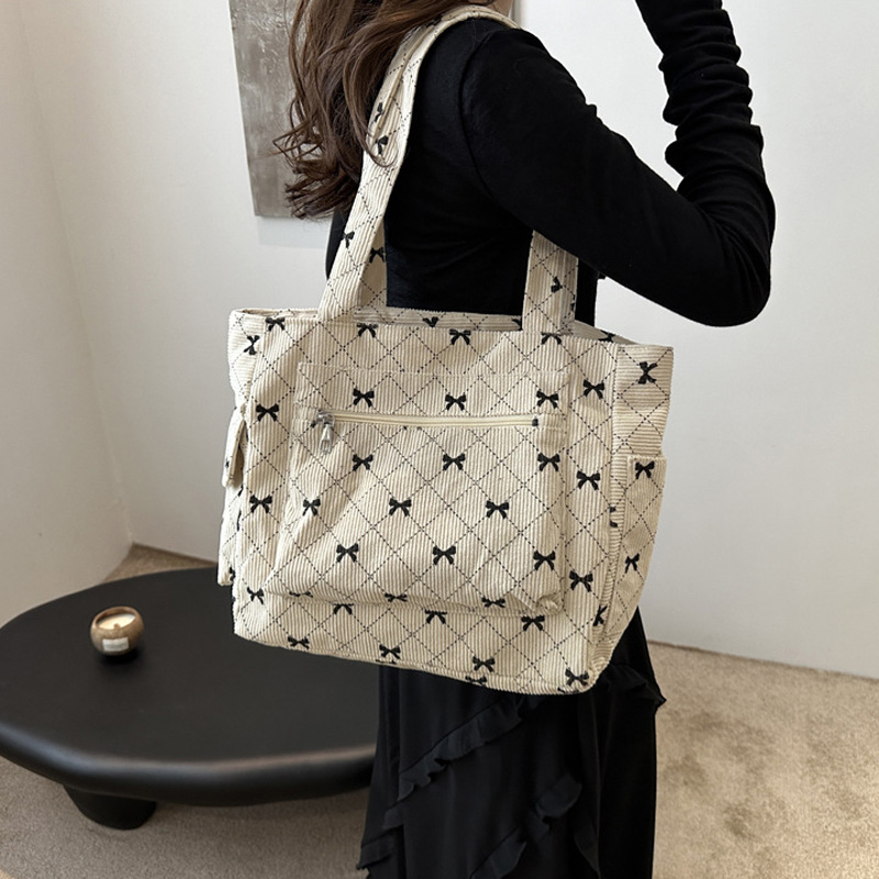 กระเป๋าโท้ตลําลองผ้าลูกฟูกความ - Women Bags Aldo บทวิจารณ์และราคา