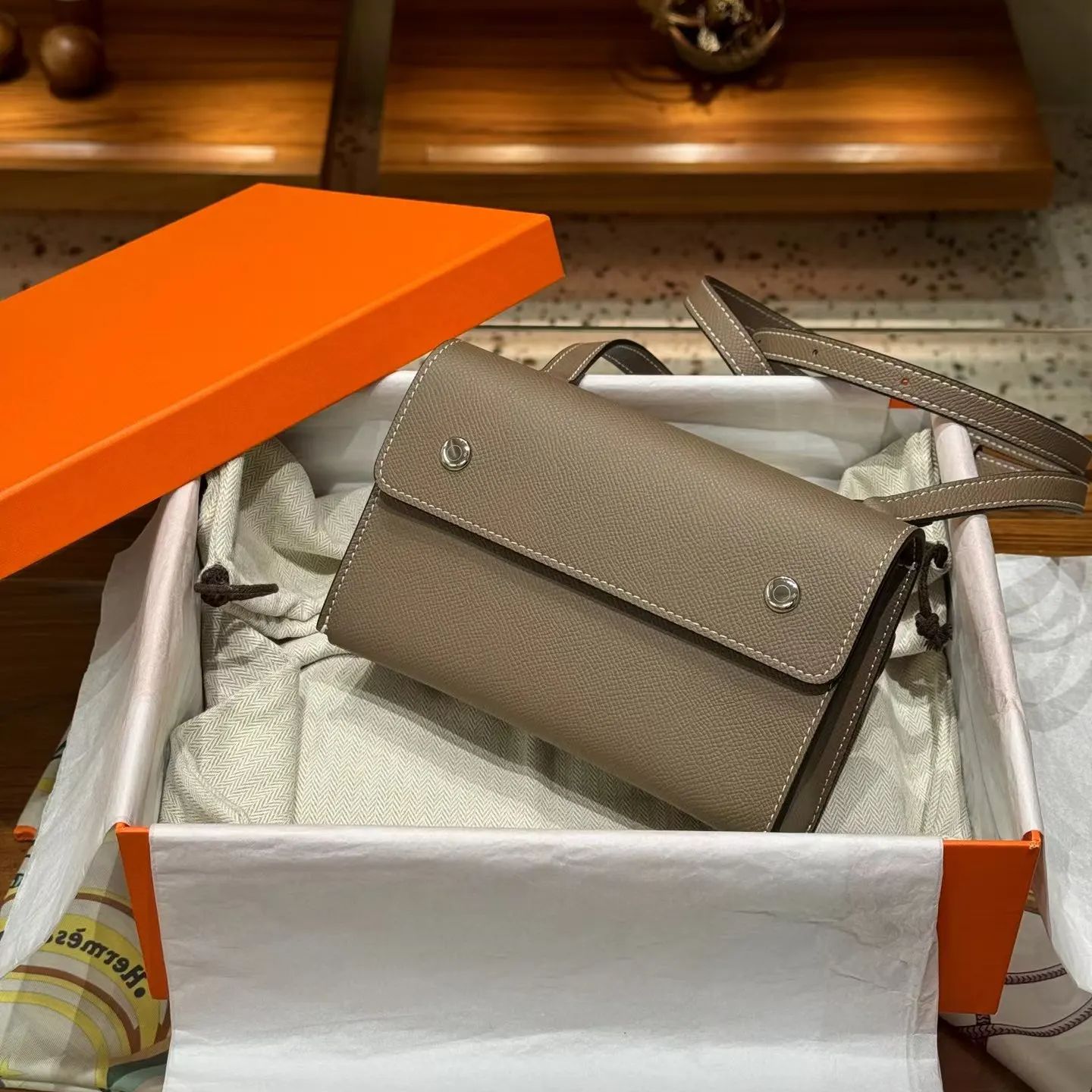2024 ขายร้อนแฟชั่นเลดี้กระเป๋า - Women Bags Price บทวิจารณ์และราคา